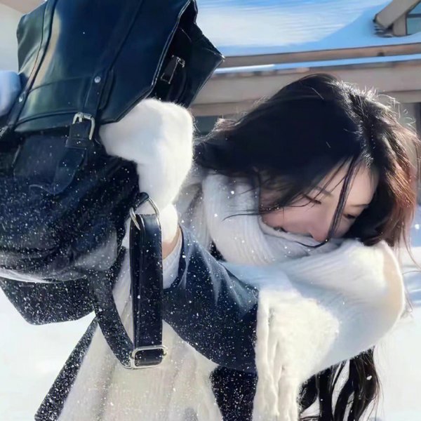 夏洛特2021 海报